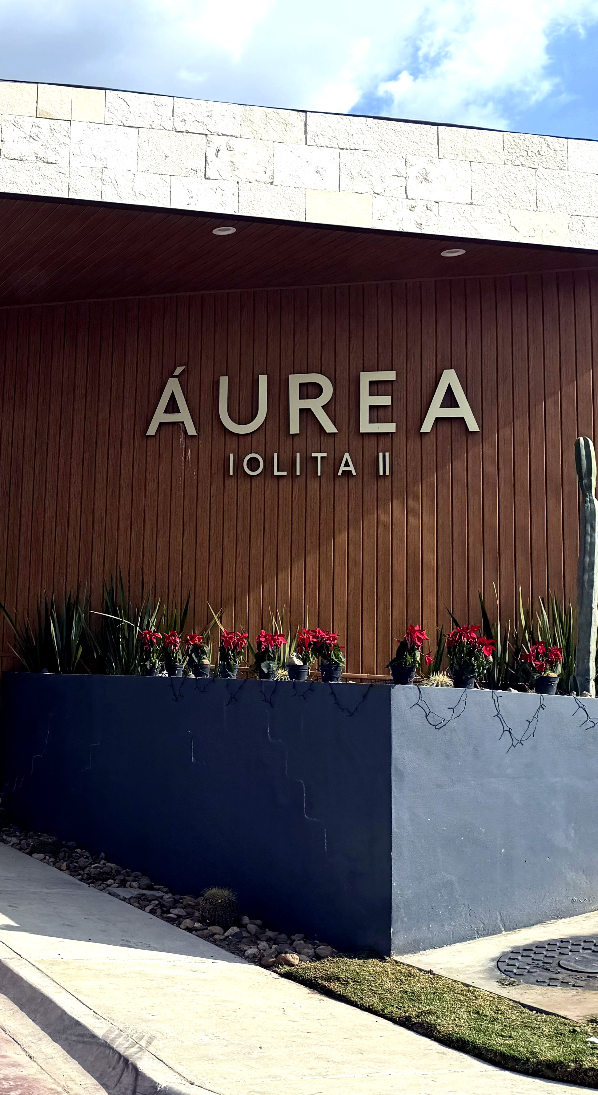 Aurea Entrance