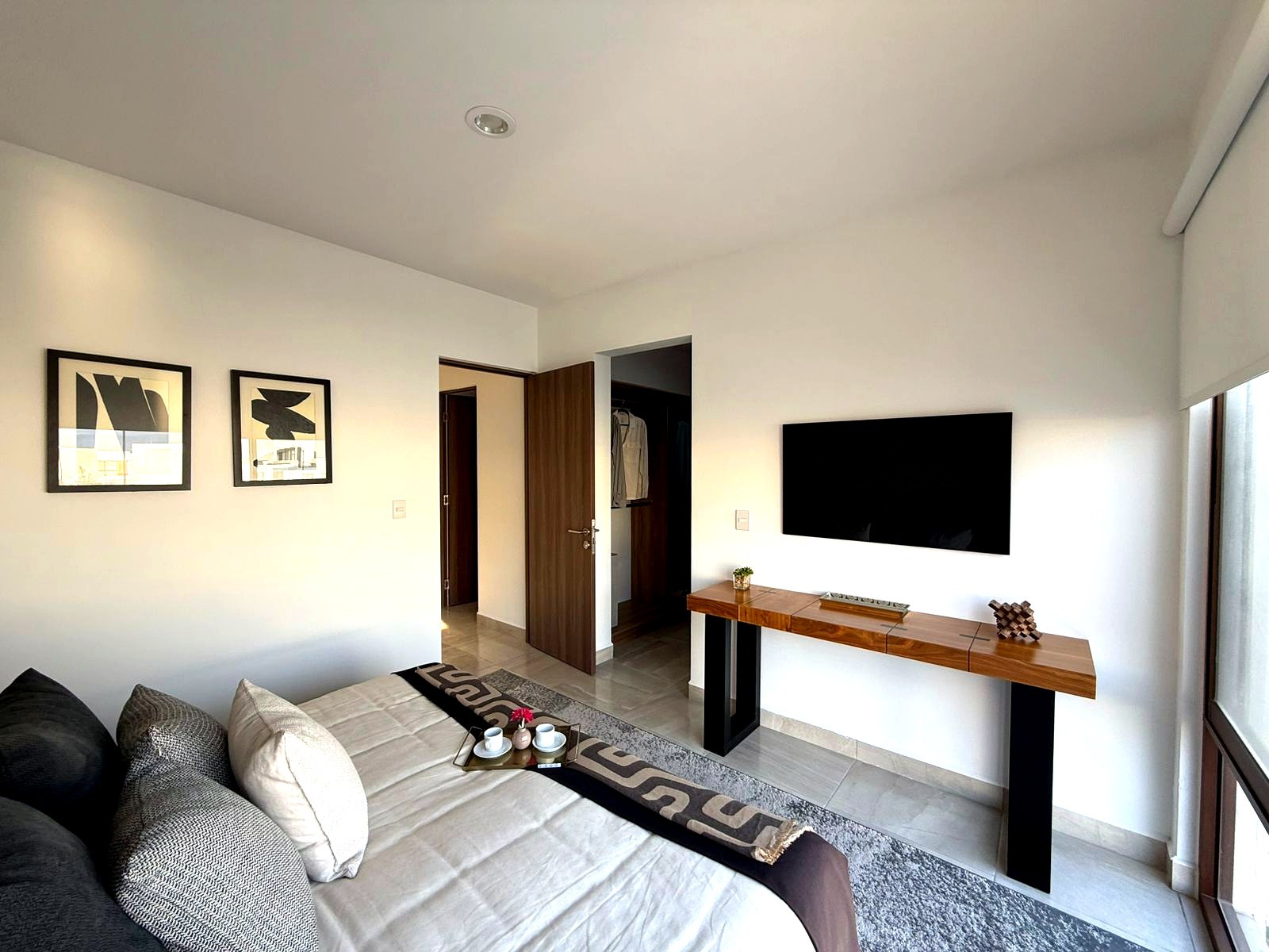 Aurea Bedroom