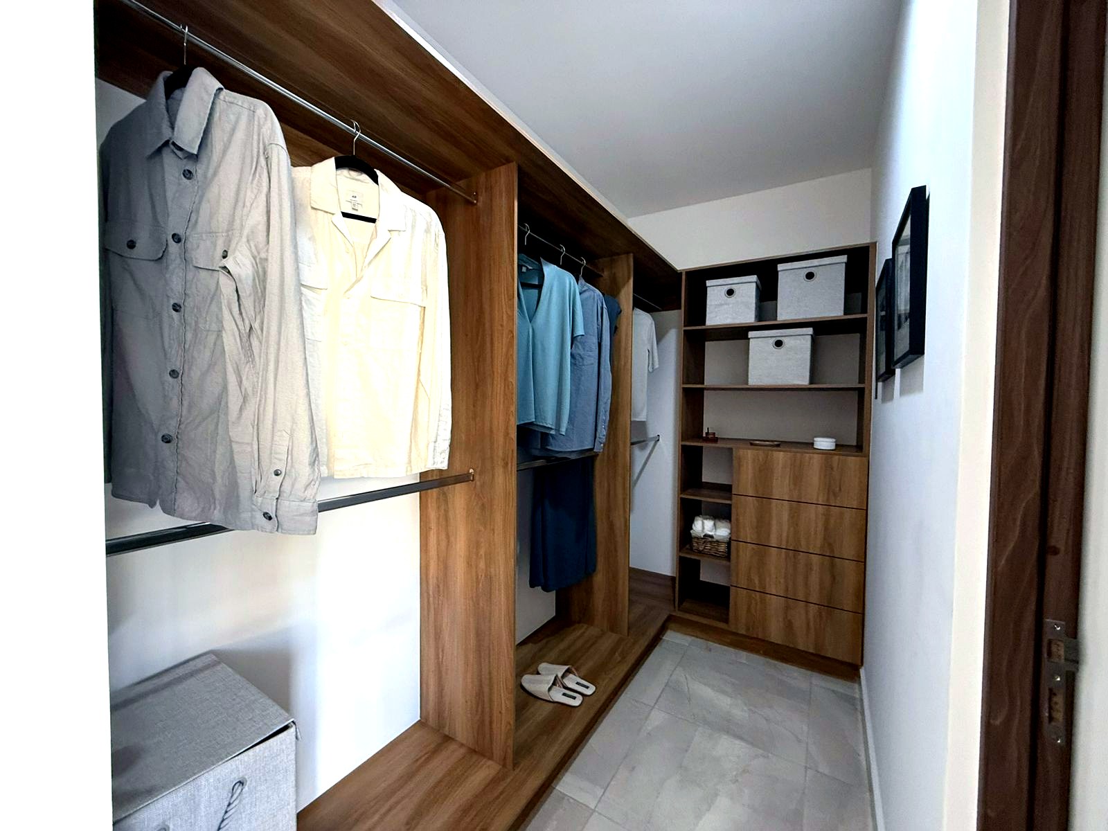 Aurea Bathroom